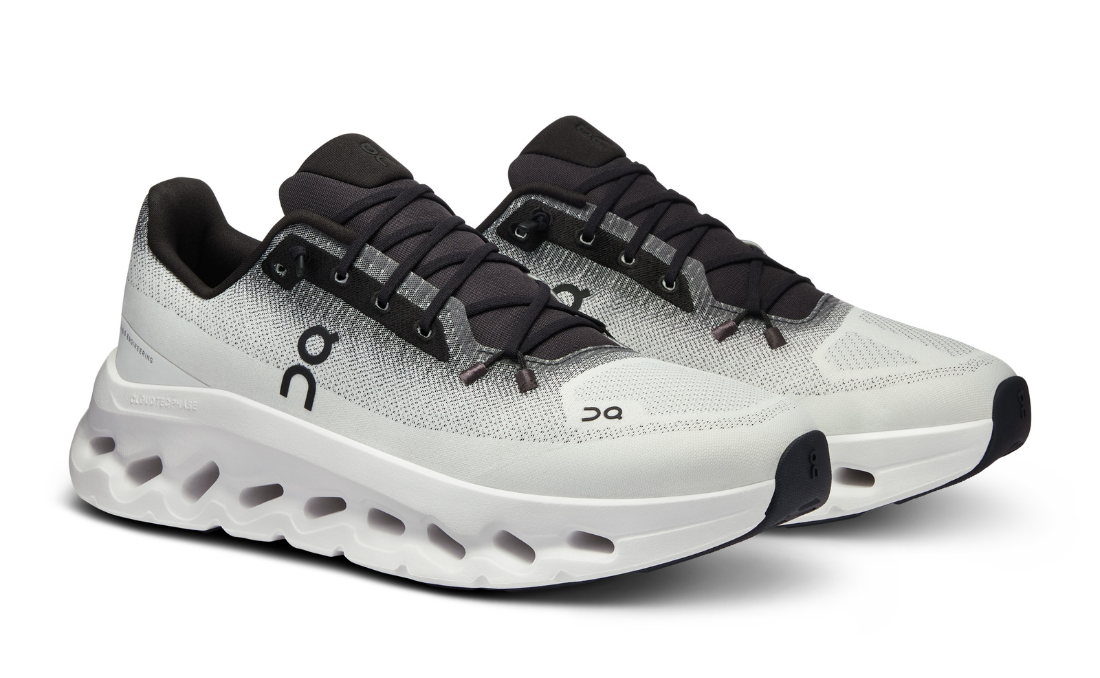 ON Cloudtilt Black Ivory "Zendaya" (W)
