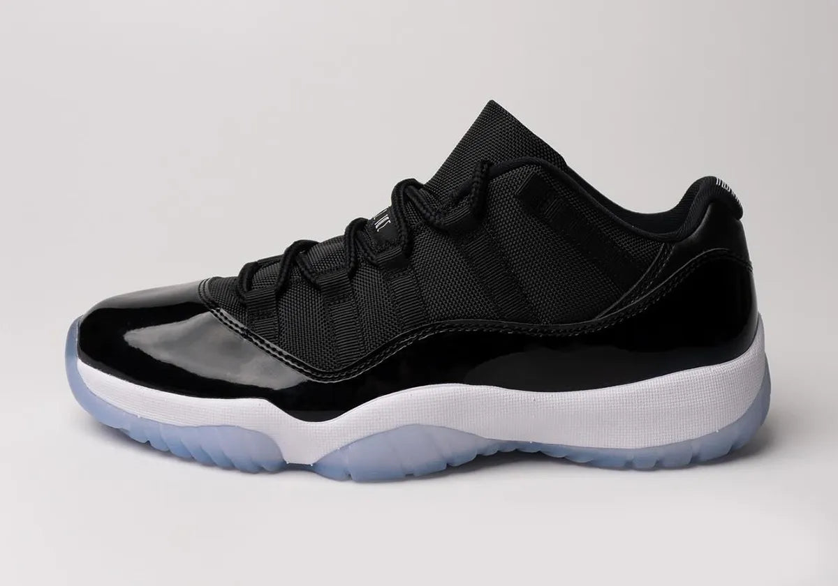 Space jams 11 low online